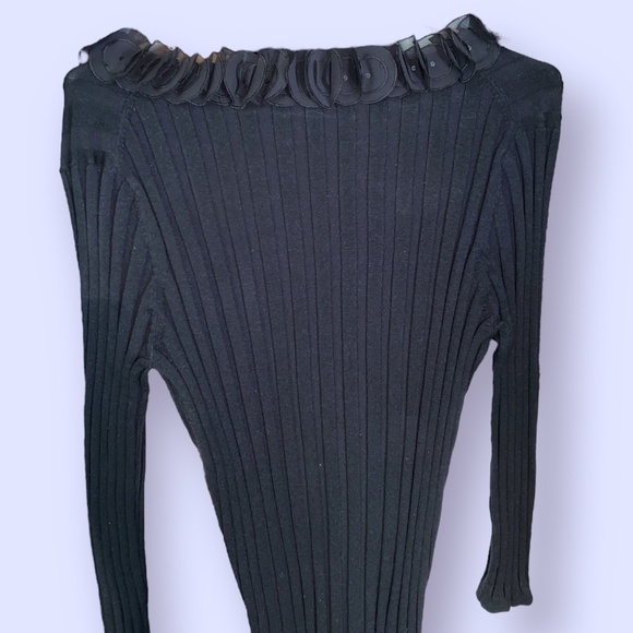 NWOT Prominence Rib Knit Black Pullover Sweater Fitted Ruffle Circle Collar XL - Picture 11 of 11